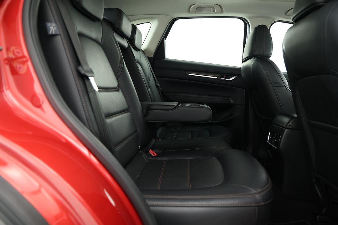 2017 Mazda CX-5 Gt (4x4), Automatic, 95984 km, Boot Inside View with Luggage