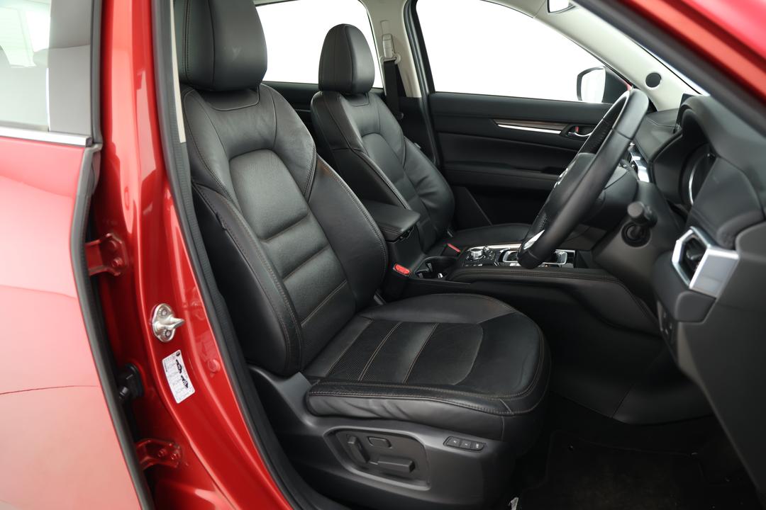 2017 Mazda CX-5 Gt (4x4), Automatic, 95984 km, Speaker View