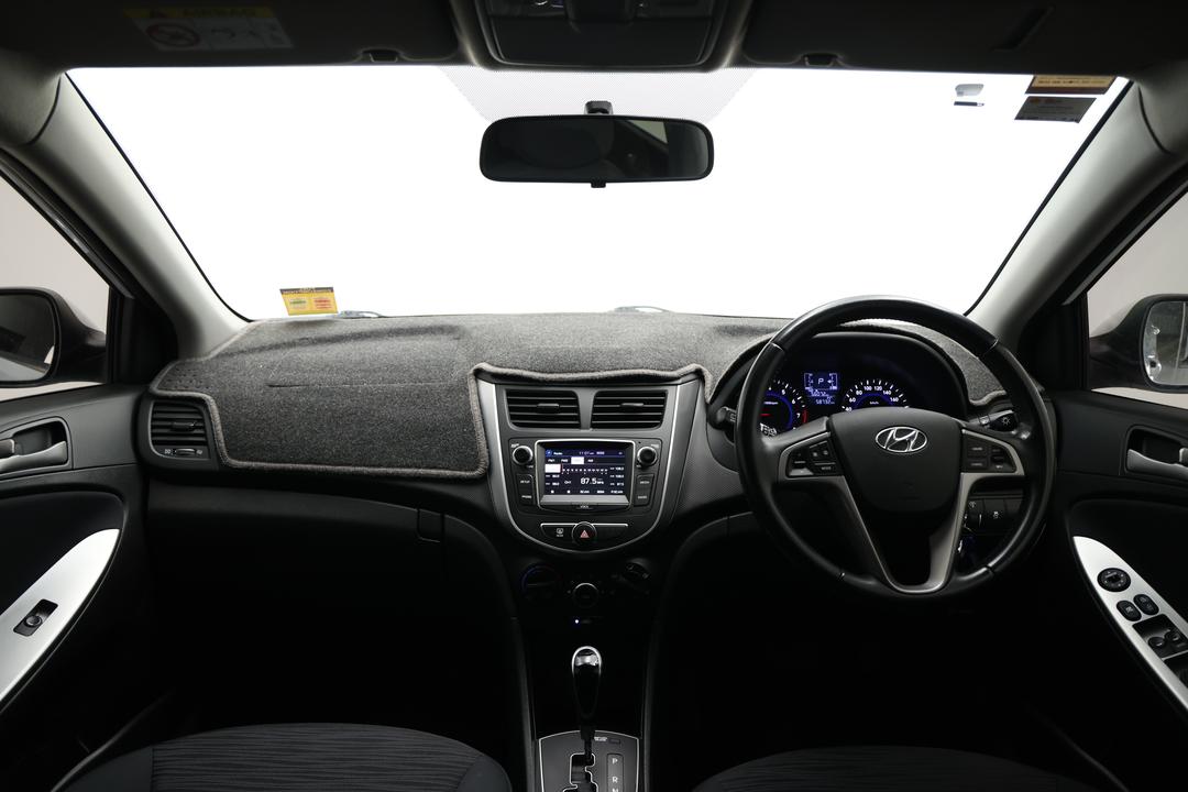 2019 Hyundai Accent Sport, Automatic, 58732 km, Rear A/C Vent