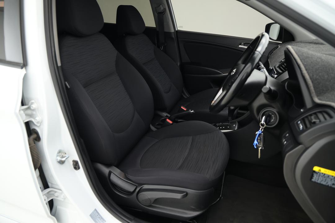 2019 Hyundai Accent Sport, Automatic, 58732 km, Drivers Side Adjustment Panel