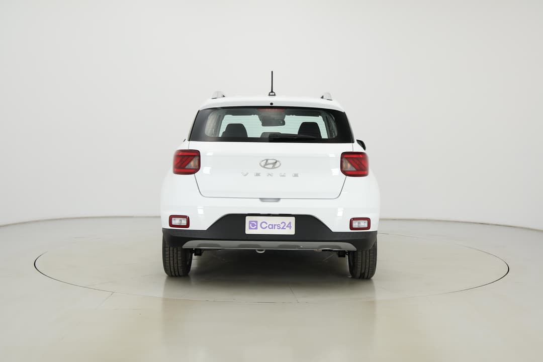 2025 Hyundai Venue -, Automatic, 22368 km, Back/Rear View