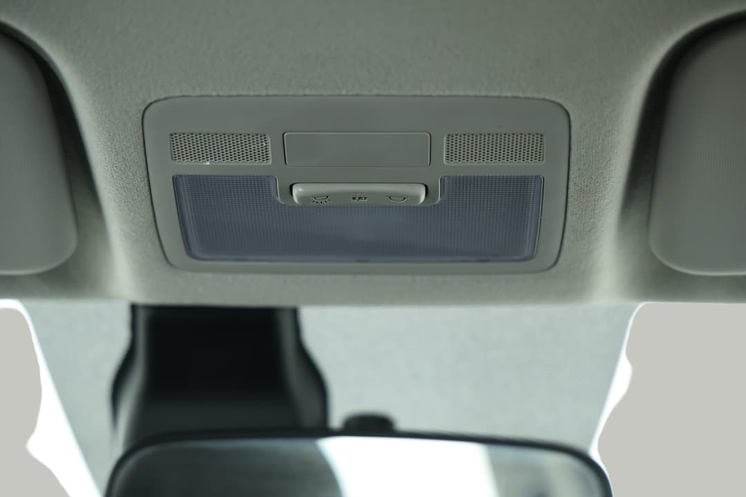 2025 Hyundai Venue -, Automatic, 22368 km, Infotainment System