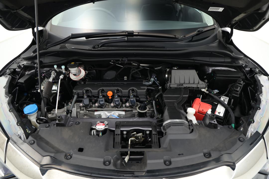 2020 Honda HR-V Vti, Automatic, 59457 km, Open Bonnet (Engine)