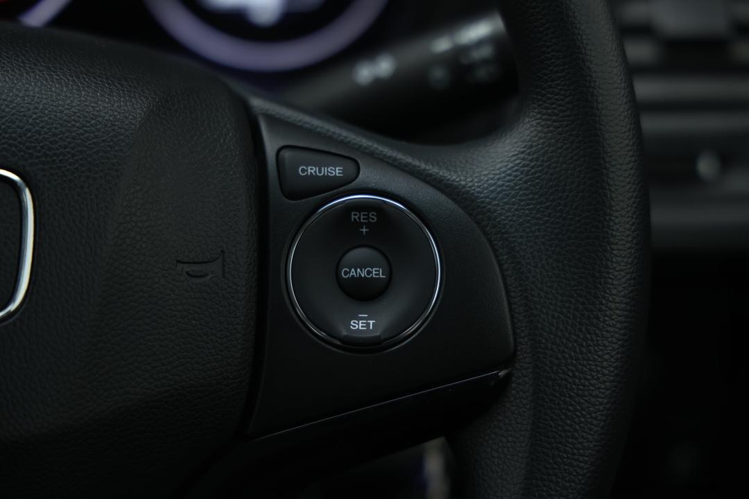 2020 Honda HR-V Vti, Automatic, 59457 km, Infotainment System