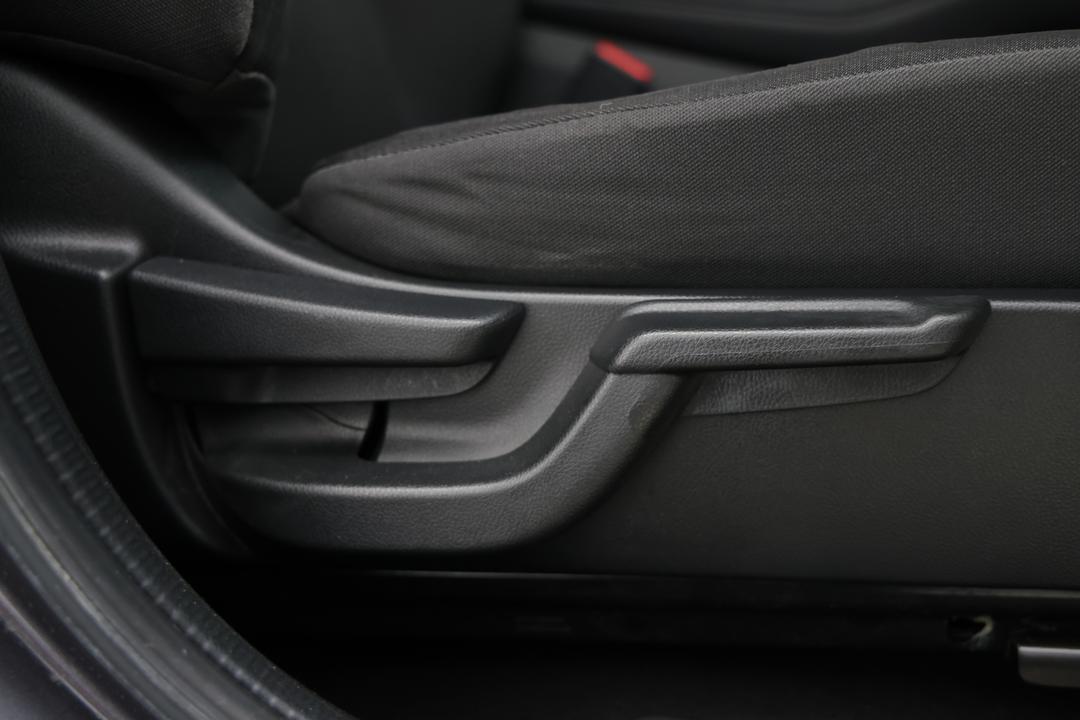 2020 Honda HR-V Vti, Automatic, 59457 km, Pedals and Footmat