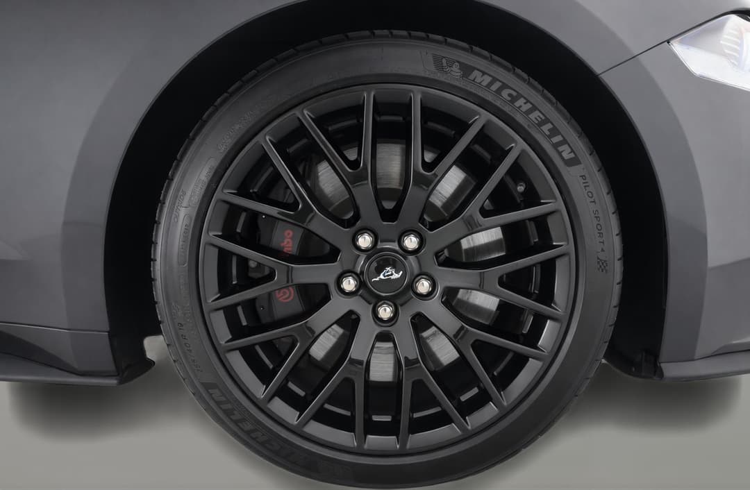 2021 Ford Mustang Gt 5.0 V8, Automatic, 39234 km, Right Front Wheel