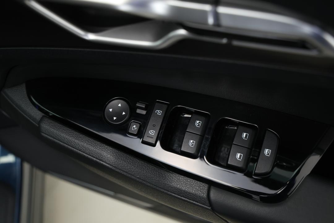 2022 Kia Sportage Sx (FWD), Automatic, 36930 km, Drivers Side Door Panel Controls