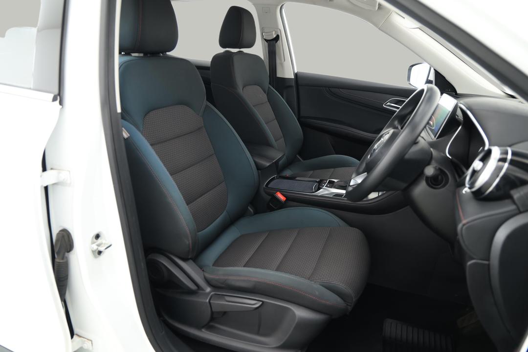 2021 MG HS Core, Automatic, 36871 km, Right Side Front Door Cabin View