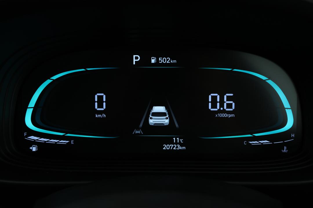 2025 Hyundai Venue -, Automatic, 20723 km, Drivers Side Door Panel Controls