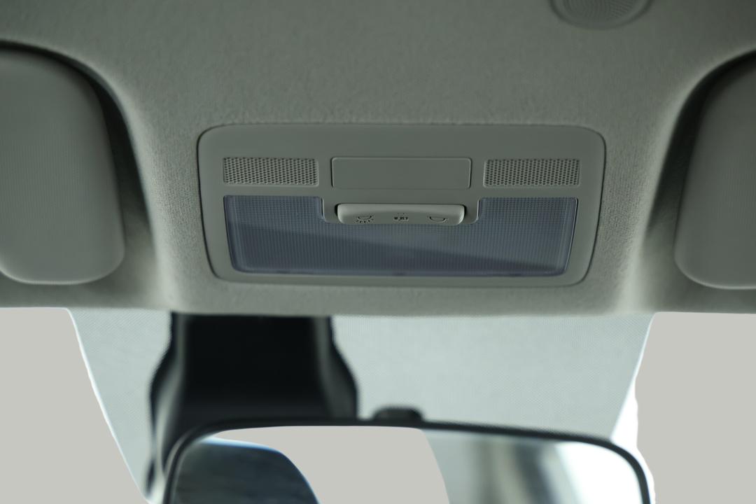 2025 Hyundai Venue -, Automatic, 20723 km, Infotainment System