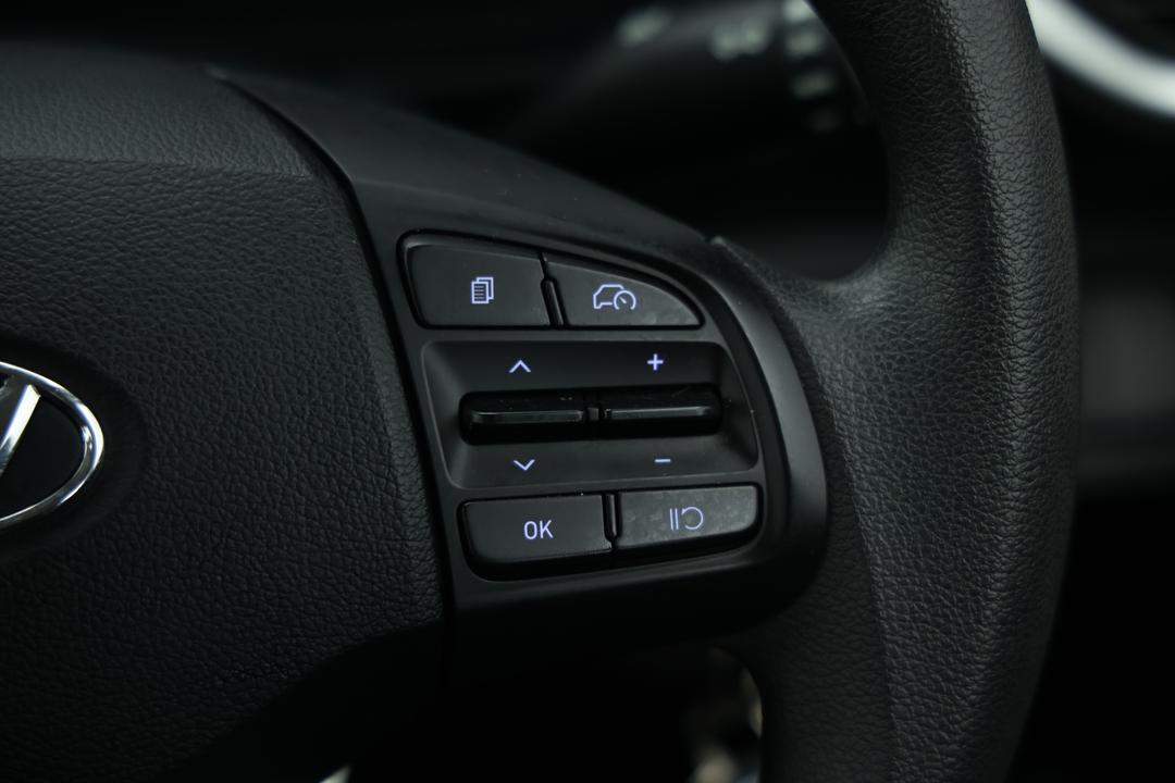 2025 Hyundai Venue -, Automatic, 20723 km, Android/Apple Car Play