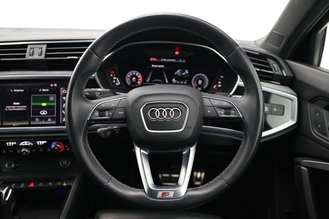 2022 Audi Q3 40 Tfsi Quattro S Line, Automatic, 38885 km, Child Seat Anchor Points