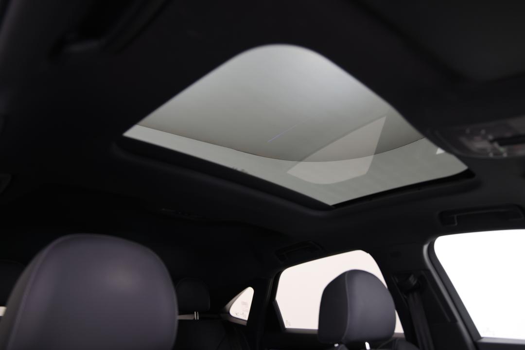 2022 Audi Q3 40 Tfsi Quattro S Line, Automatic, 38885 km, Interior Sunroof/Moonroof