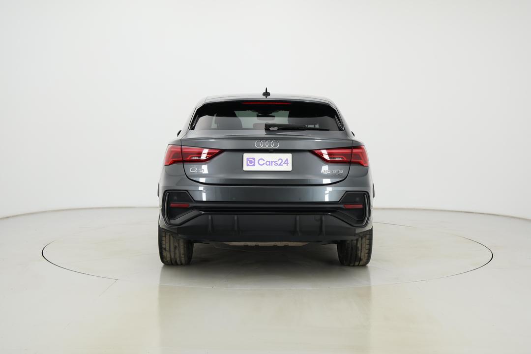 2022 Audi Q3 40 Tfsi Quattro S Line, Automatic, 38885 km, Back/Rear View