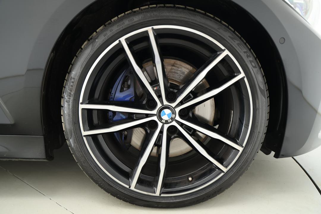 2021 BMW 3 30i M Sport, Automatic, 59684 km, Right Front Wheel