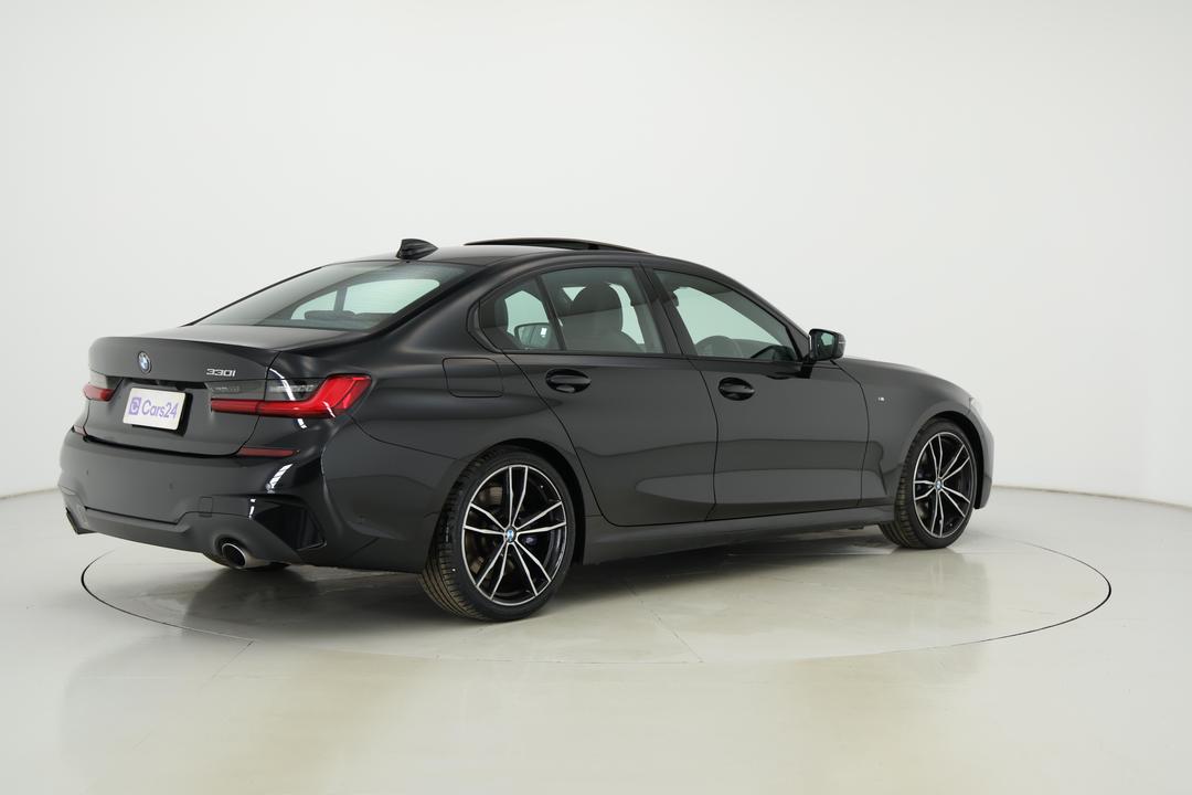 2021 BMW 3 30i M Sport, Automatic, 59684 km, Right Back Diagonal (45- Degree) View