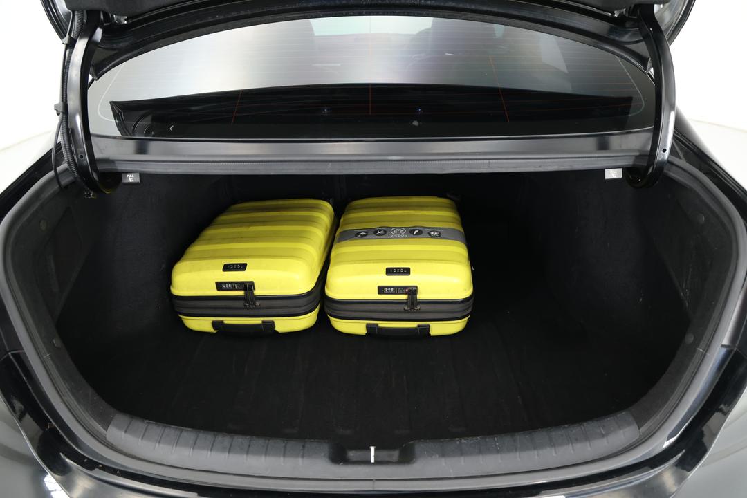 2019 Kia Cerato Gt Safety Pack, Automatic, 156322 km, Boot Inside View with Luggage