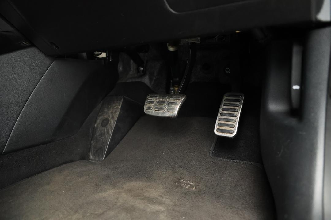 2019 Kia Cerato Gt Safety Pack, Automatic, 156322 km, Pedals and Footmat