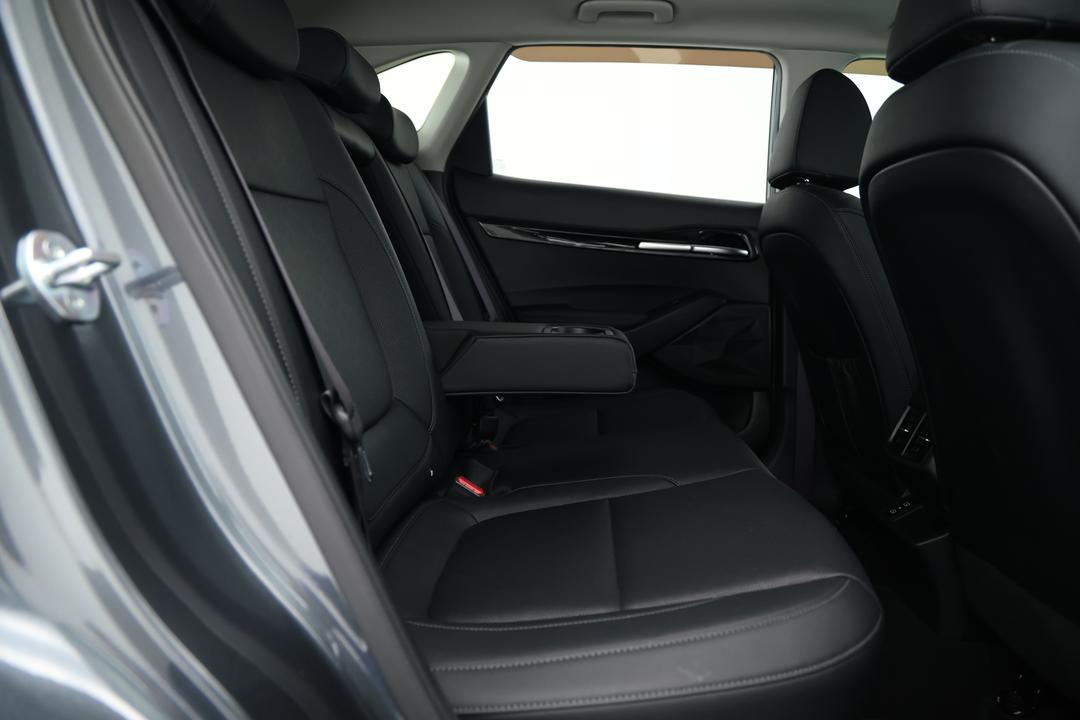 2022 Kia Seltos Gt-line (AWD) (sunroof), Automatic, 52685 km, Right Side Rear Door Cabin View