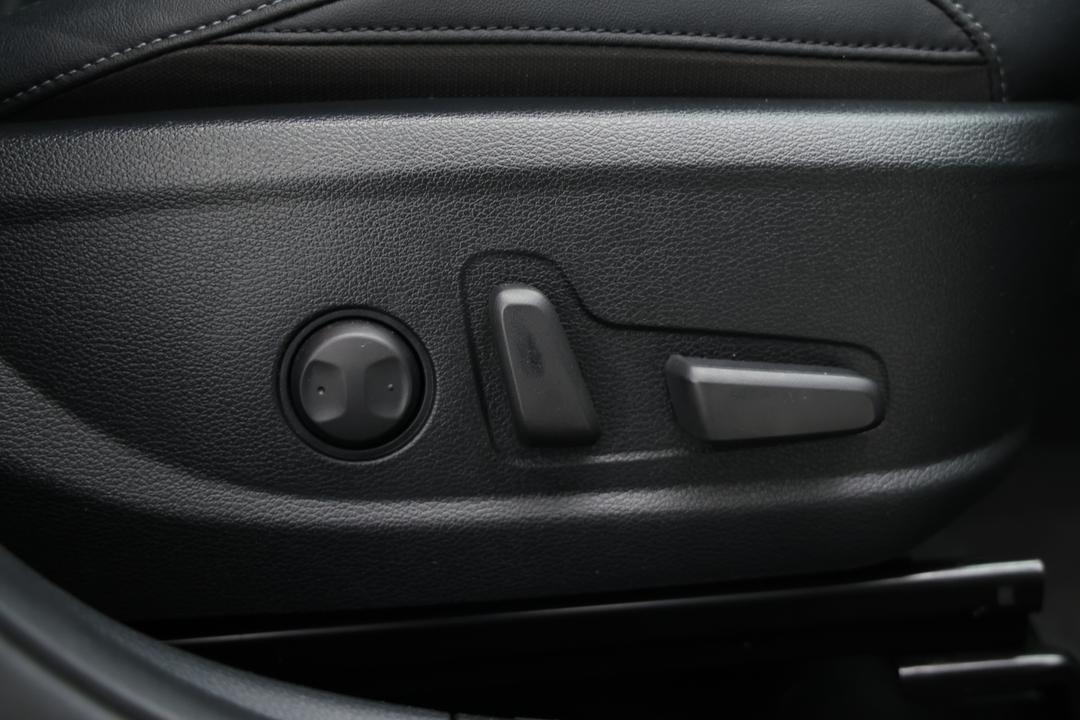 2022 Kia Seltos Gt-line (AWD) (sunroof), Automatic, 52685 km, Drivers Side Adjustment Panel