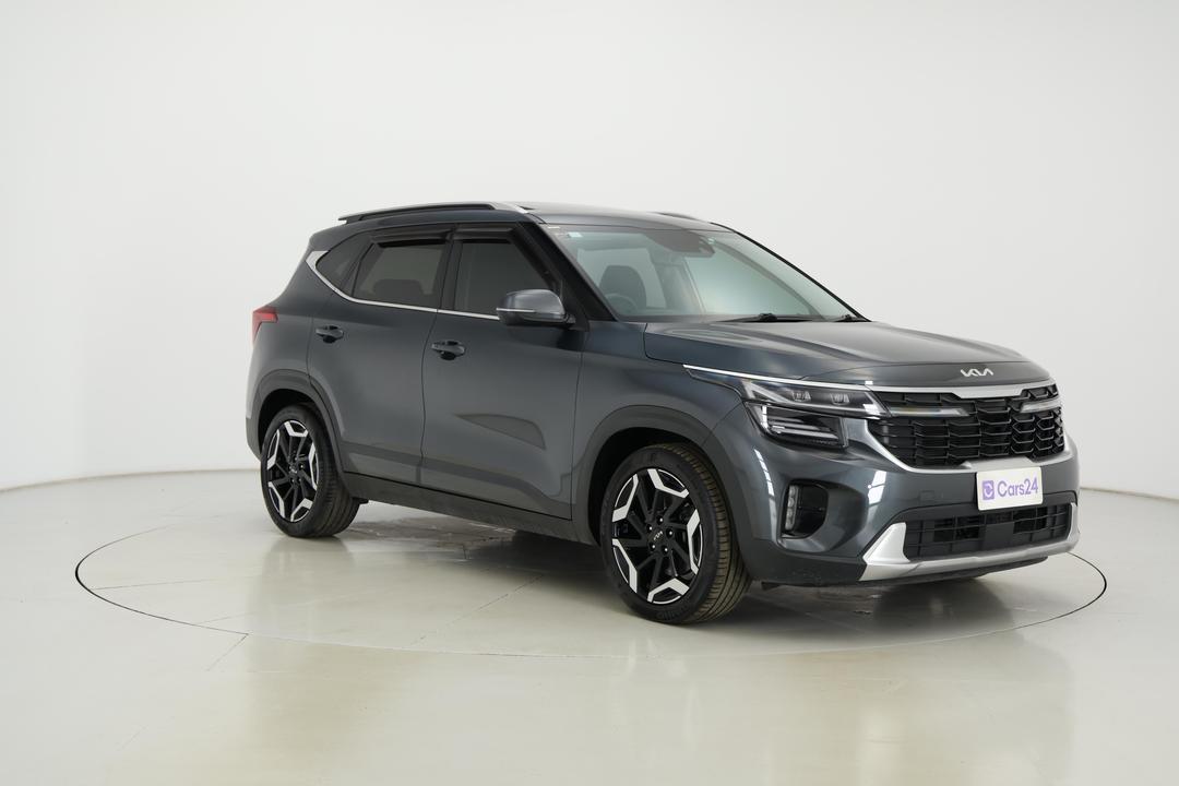2022 Kia Seltos Gt-line (AWD) (sunroof), Automatic, 52685 km, Right Front Diagonal (45- Degree) View