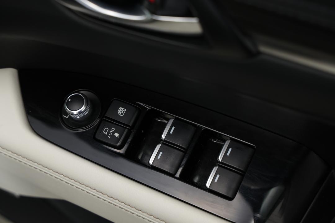 2021 Mazda CX-5 Gt (AWD), Automatic, 81431 km, Drivers Side Door Panel Controls