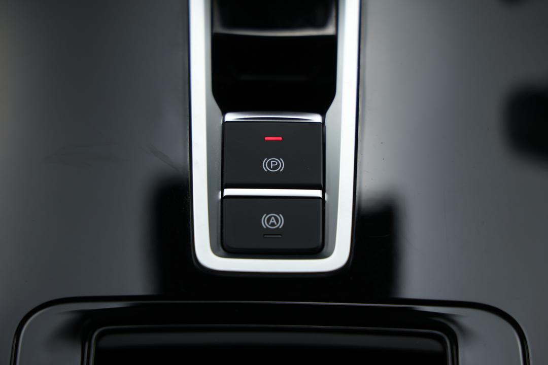 2025 Chery Tiggo 4 Pro Urban, Automatic, 5432 km, Handbrake