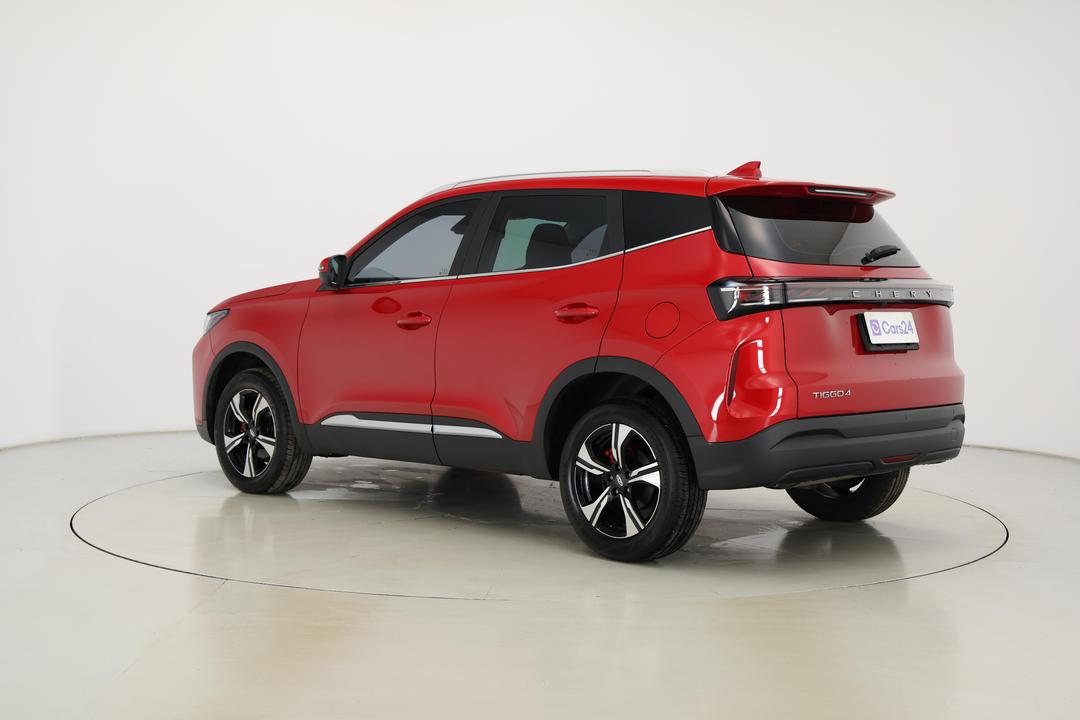 2025 Chery Tiggo 4 Pro Urban, Automatic, 5432 km, Left Back Diagonal (45- Degree) View