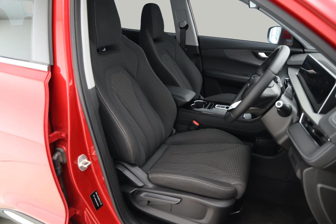 2025 Chery Tiggo 4 Pro Urban, Automatic, 5432 km, Right Side Front Door Cabin View