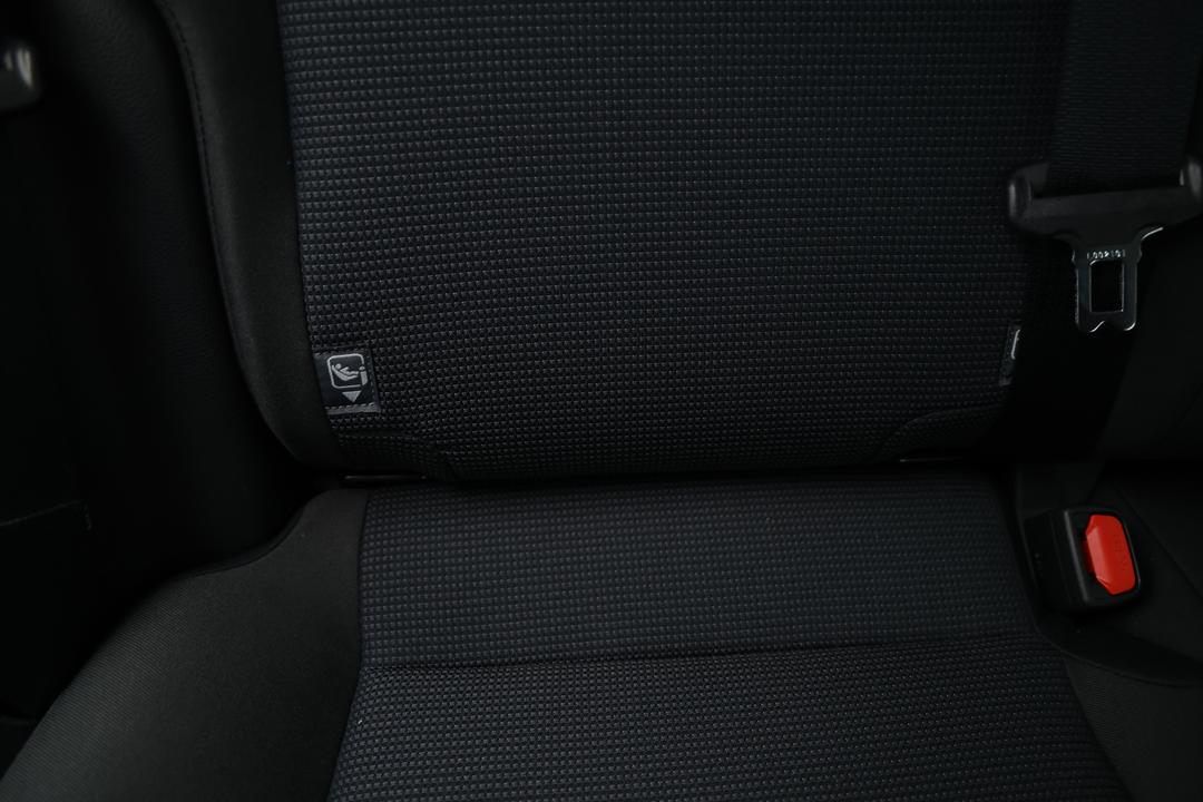 2025 Toyota RAV4 Gx (AWD) Hybrid, Automatic, 8877 km, Child Seat Anchor Points