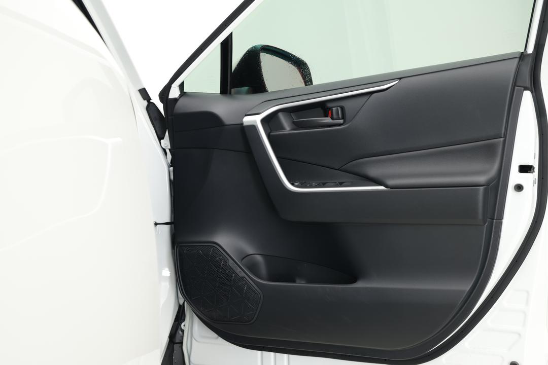 2025 Toyota RAV4 Gx (AWD) Hybrid, Automatic, 8877 km, Speaker View