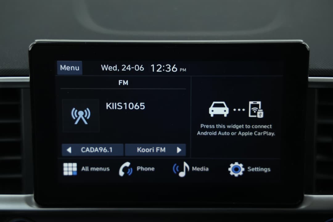 2025 Hyundai Venue -, Automatic, 26529 km, Infotainment System