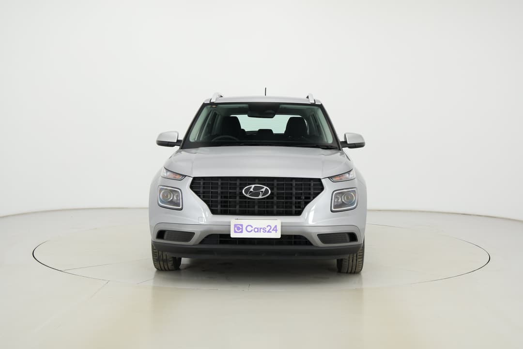 2025 Hyundai Venue -, Automatic, 26529 km, Front View