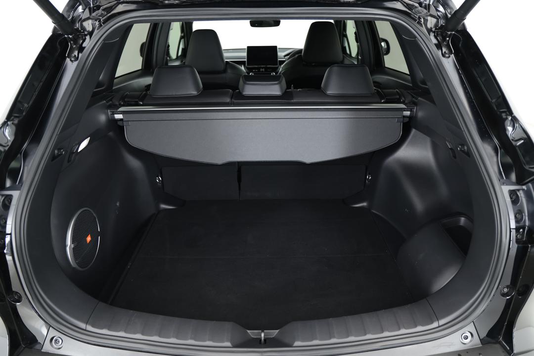 2023 Toyota Corolla Cross Atmos 2WD Hybrid, Automatic, 18591 km, Boot Inside View
