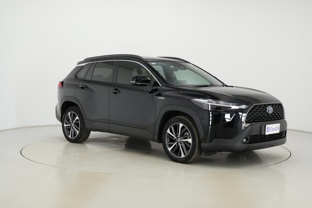 2023 Toyota Corolla Cross Atmos 2WD Hybrid, Automatic, 18591 km, Right Front Diagonal (45- Degree) View