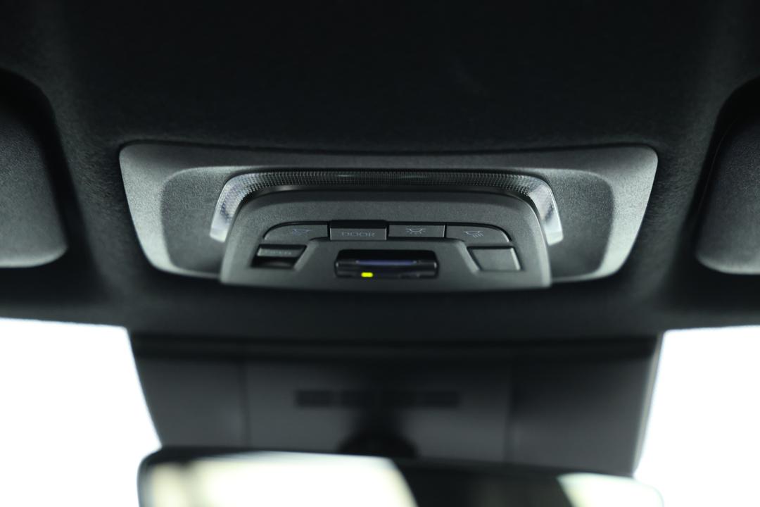 2023 Toyota Corolla Cross Atmos 2WD Hybrid, Automatic, 18591 km, On-Roof Controls/Sunglass holder