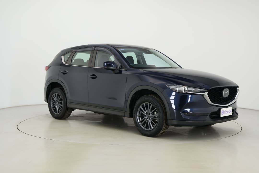 2019 Mazda CX-5 Touring (4x4), Automatic, 37815 km, Right Front Diagonal (45- Degree) View