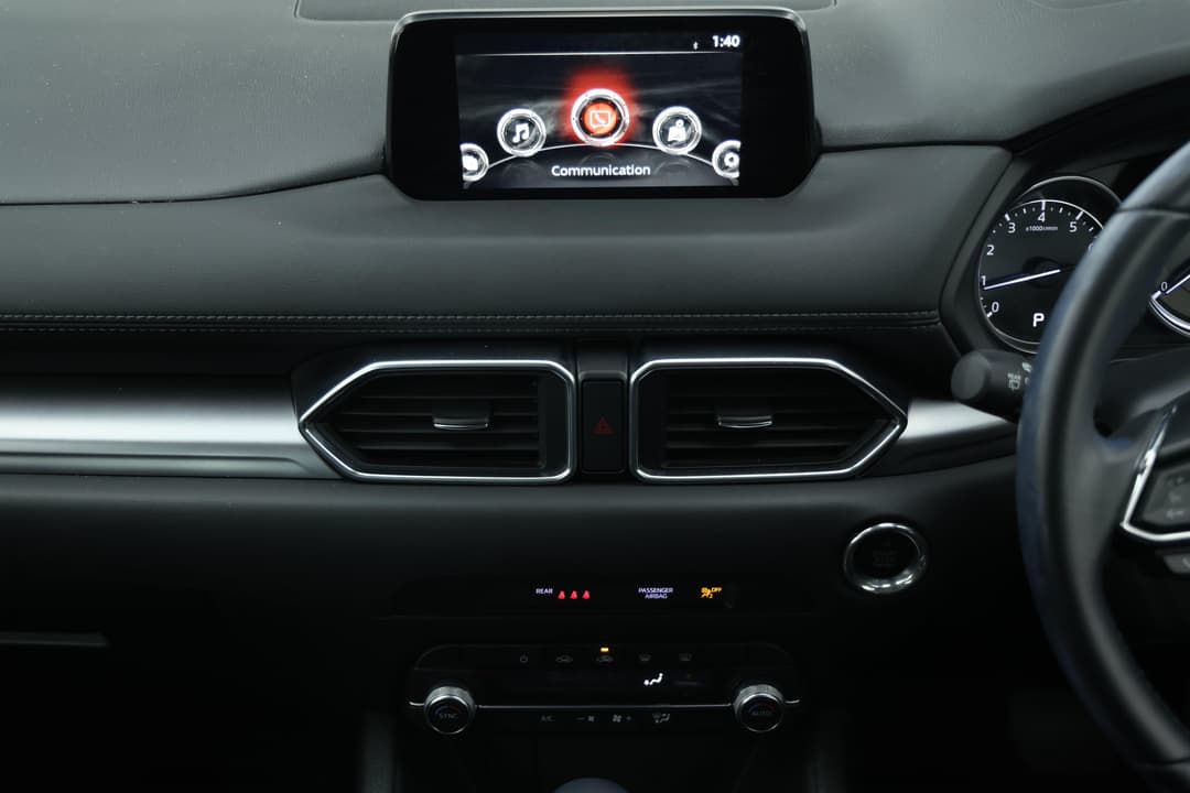 2019 Mazda CX-5 Touring (4x4), Automatic, 37815 km, Center Console