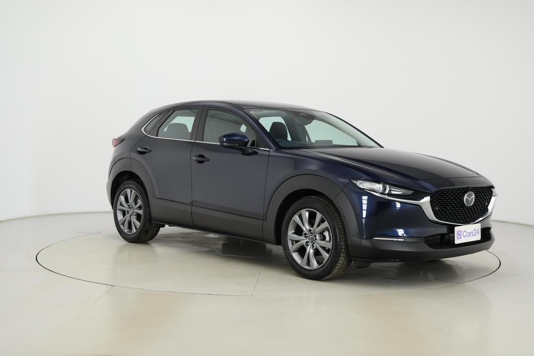 2025 Mazda CX-30 G20 Evolve (FWD), Automatic, 3965 km, Right Front Diagonal (45- Degree) View