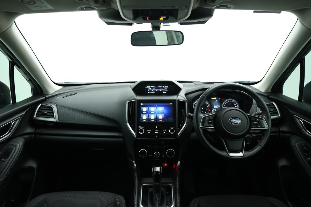 2023 Subaru Forester 2.5i-l (AWD), Automatic, 65739 km, Dashboard View