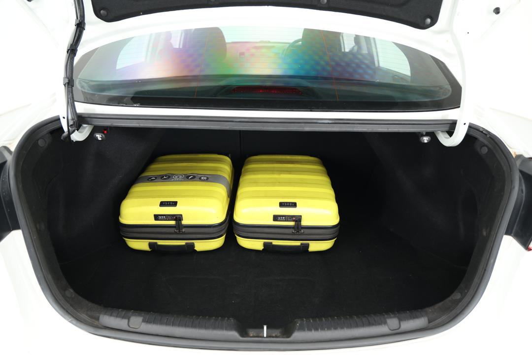 2017 Kia Cerato Sport, Automatic, 121173 km, Boot Inside View with Luggage