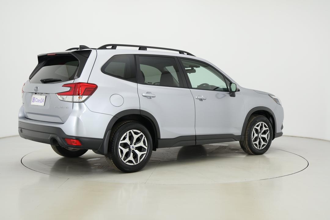 2024 Subaru Forester 2.5i (AWD), Automatic, 49340 km, Right Back Diagonal (45- Degree) View
