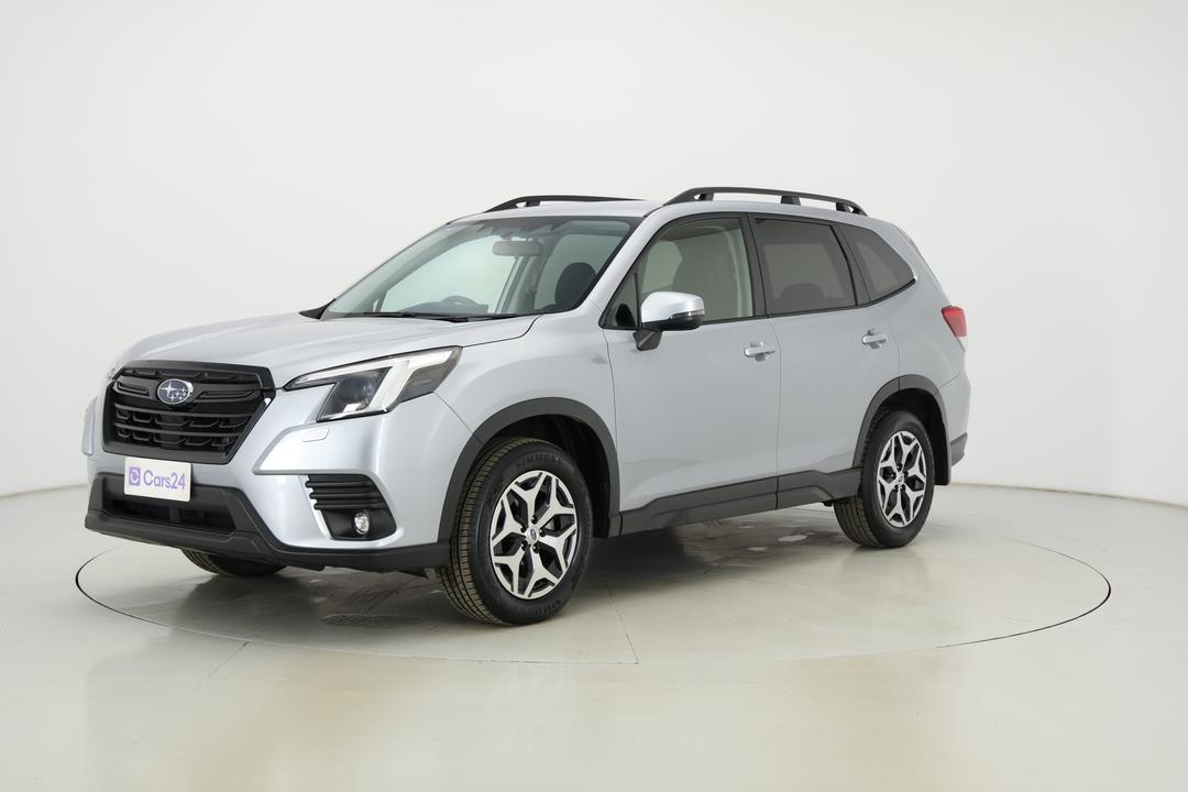 2024 Subaru Forester 2.5i (AWD), Automatic, 49340 km, Left Front Diagonal (45- Degree) View