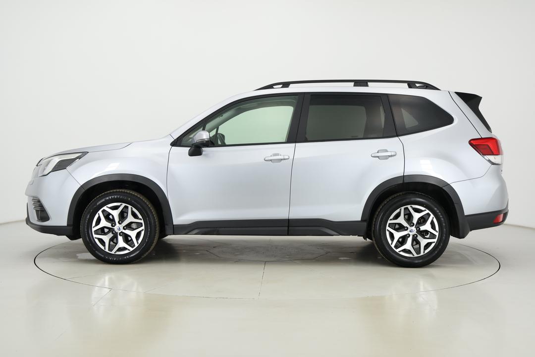 2024 Subaru Forester 2.5i (AWD), Automatic, 49340 km, Left Side View