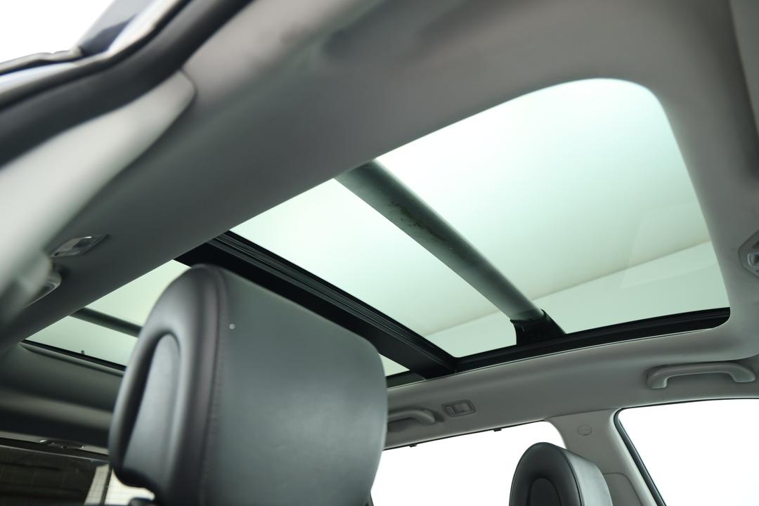 2016 Hyundai Santa Fe Highlander Crdi (4x4), Automatic, 80388 km, Interior Sunroof/Moonroof