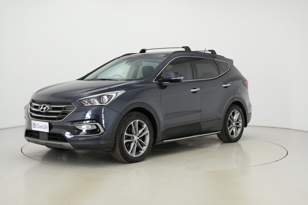 2016 Hyundai Santa Fe Highlander Crdi (4x4), Automatic, 80388 km, Left Front Diagonal (45- Degree) View