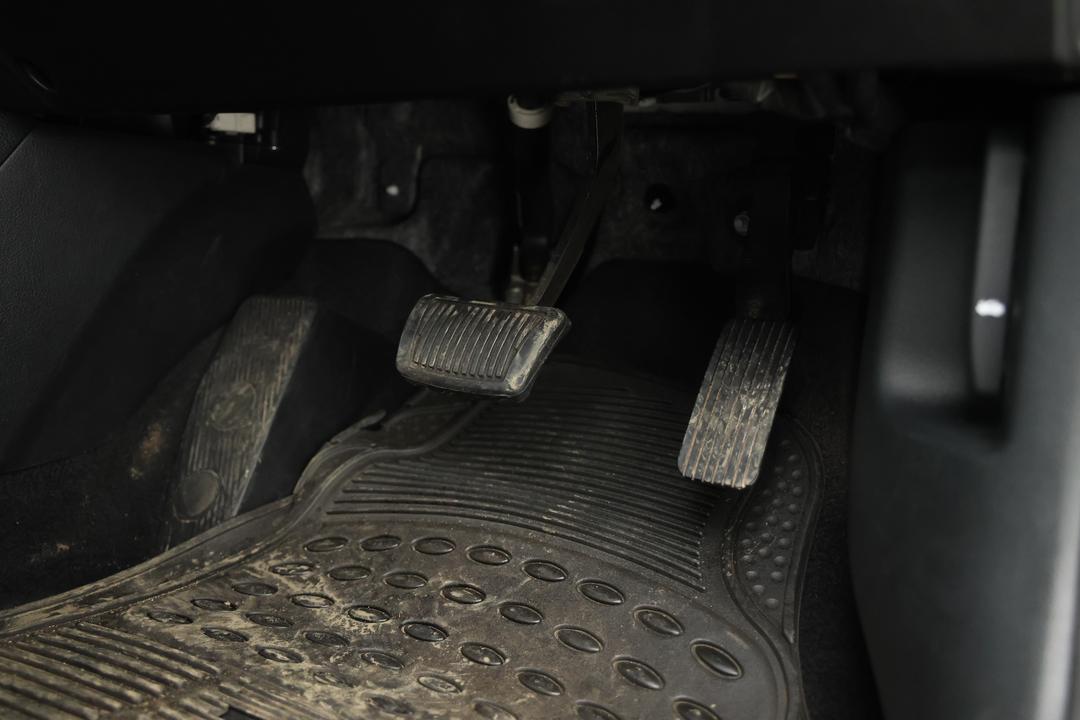 2024 Kia Cerato S, Automatic, 23528 km, Pedals and Footmat