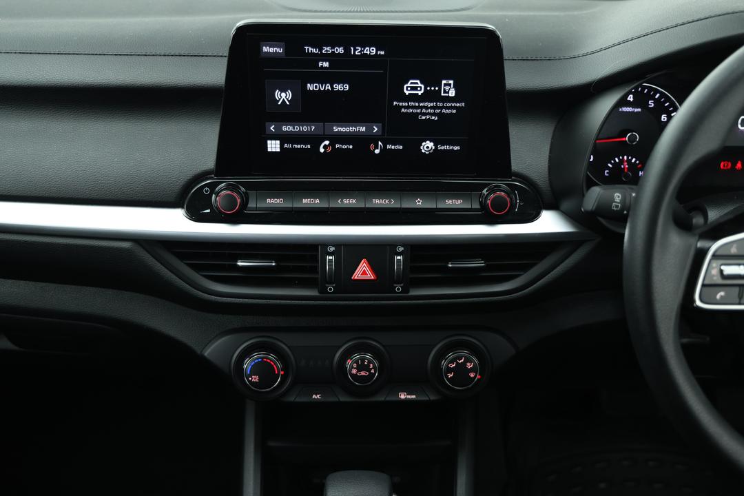 2024 Kia Cerato S, Automatic, 23528 km, Center Console