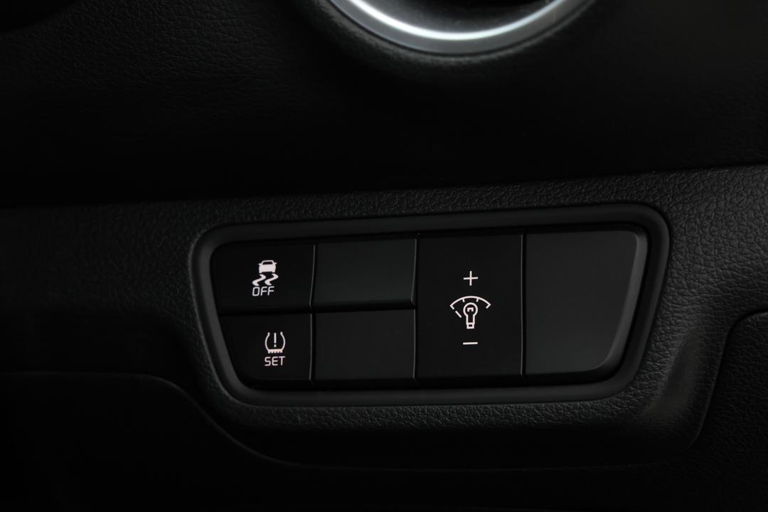 2024 Kia Cerato S, Automatic, 23528 km, Utility Switches/Buttons