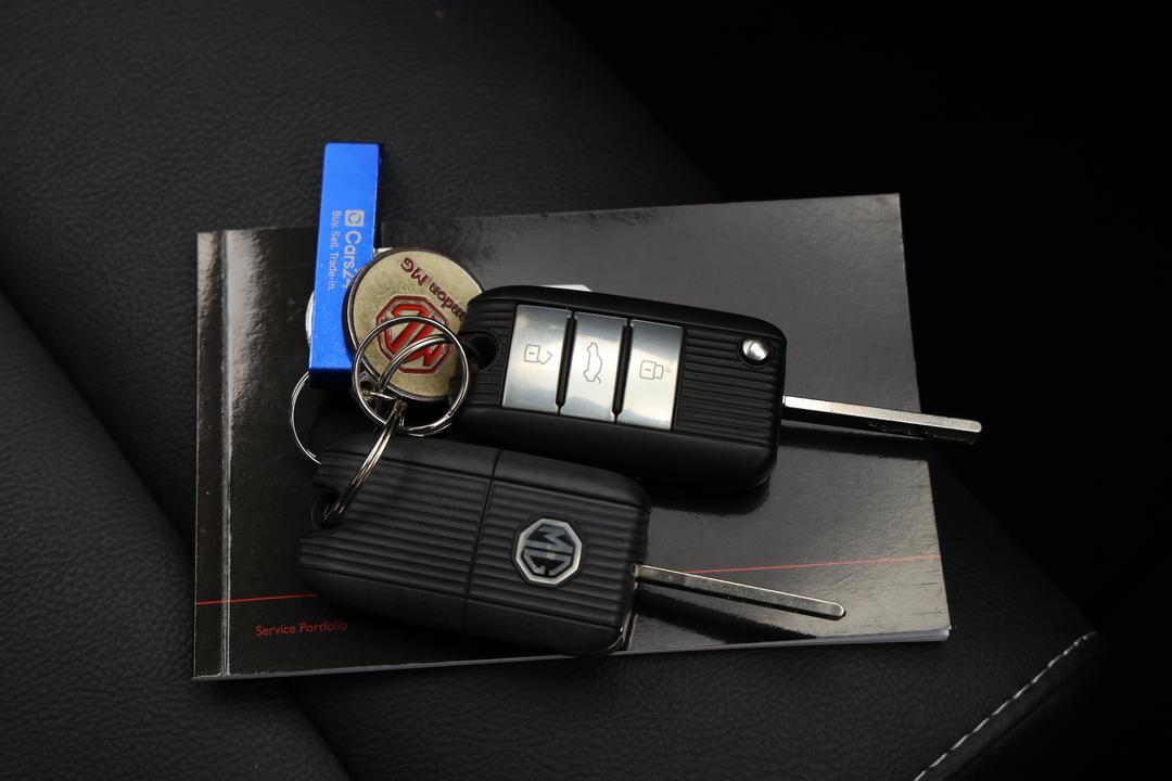 2023 MG ZS Excite, Automatic, 14308 km, Key Close-up